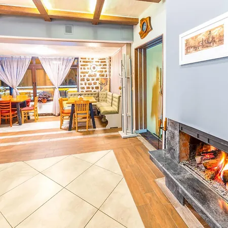 Guest house House Shiligarnika 3*